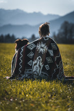 Lade das Bild in den Galerie-Viewer, LUNA