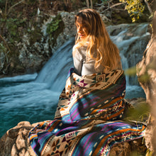 Lade das Bild in den Galerie-Viewer, CASCADA