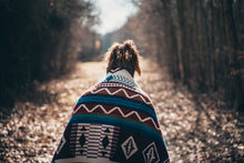 Lade das Bild in den Galerie-Viewer, CHASKA