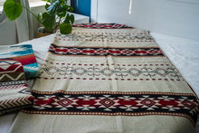 Lade das Bild in den Galerie-Viewer, LAVA