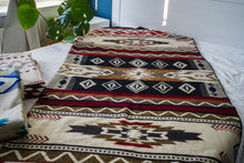 Lade das Bild in den Galerie-Viewer, LUNA