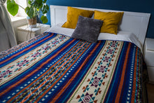 Lade das Bild in den Galerie-Viewer, CASCADA