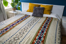 Lade das Bild in den Galerie-Viewer, CASCADA