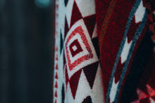 Lade das Bild in den Galerie-Viewer, LAVA